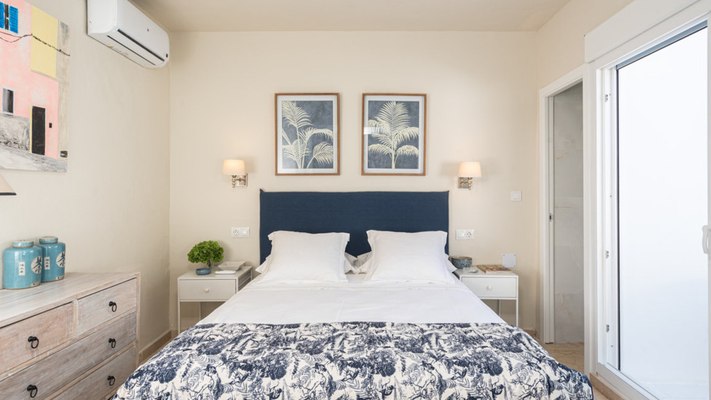 Apartamento en Marbella, Málaga, España 3 dormitorios, 231 m2 No. 93104