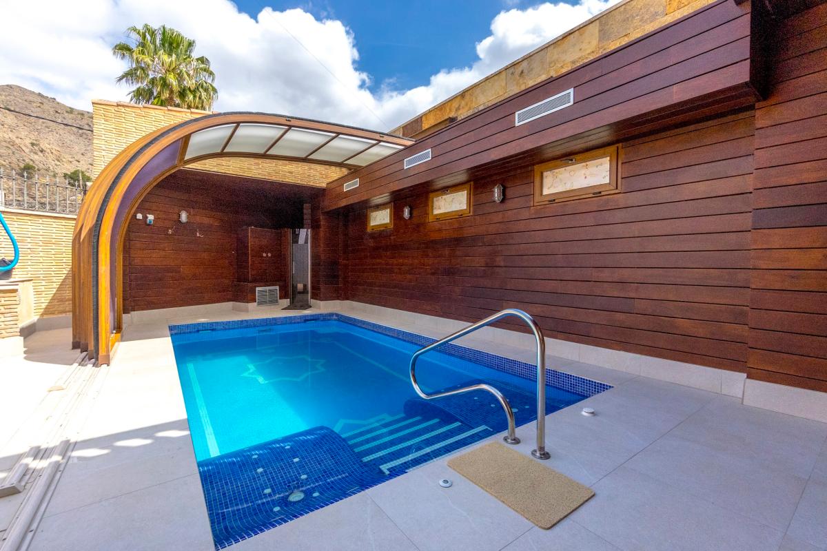 Villa i Alicante, Spanien 3 sovrum, 1 kvm. Nr. 112927