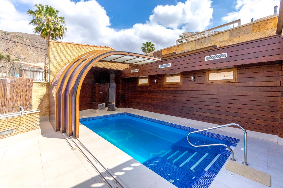 Villa i Alicante, Spanien 3 sovrum, 1 kvm. Nr. 112927
