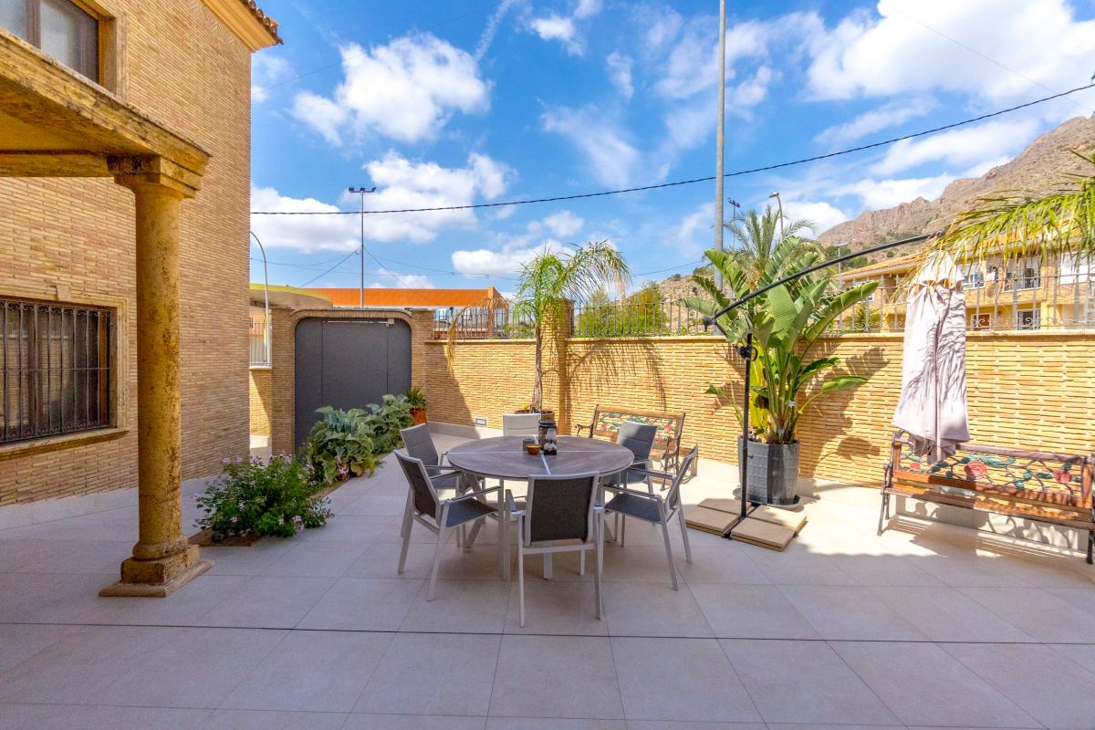 Villa i Alicante, Spanien 3 sovrum, 1 kvm. Nr. 112927