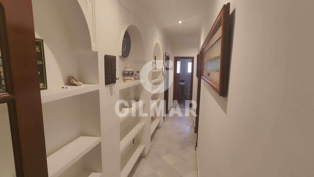 Casa adosada en El Puerto de Santa María, Cádiz, España 5 dormitorios, 400 m2 No. 106873