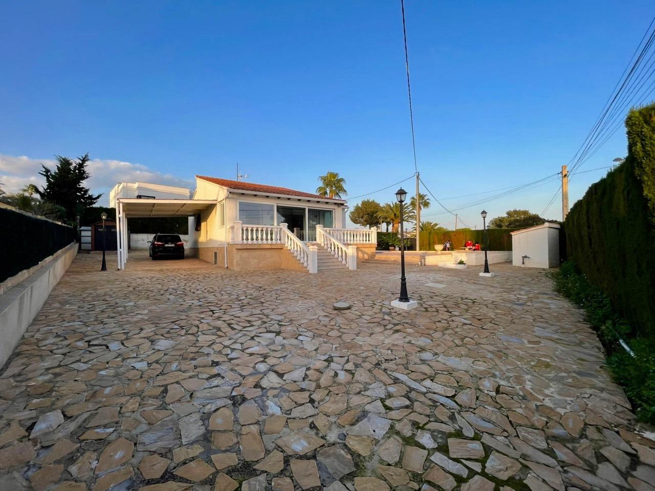 Villa a Benidorm, Alicante, Spagna 3 camere da letto, 120 mq. N° 115217