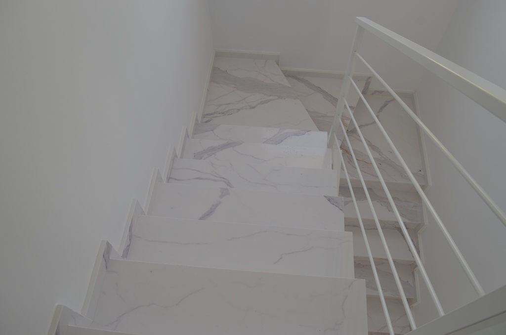Huvila Pinoso, Alicante, Espanja 5 makuuhuonetta, 225 m2 No. 87408