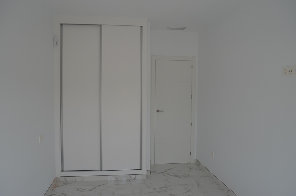 Huvila Pinoso, Alicante, Espanja 5 makuuhuonetta, 225 m2 No. 87408