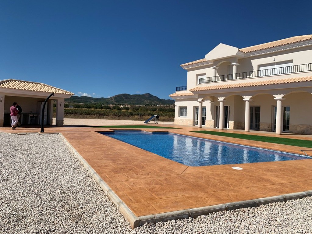 Huvila Pinoso, Alicante, Espanja 5 makuuhuonetta, 225 m2 No. 87408