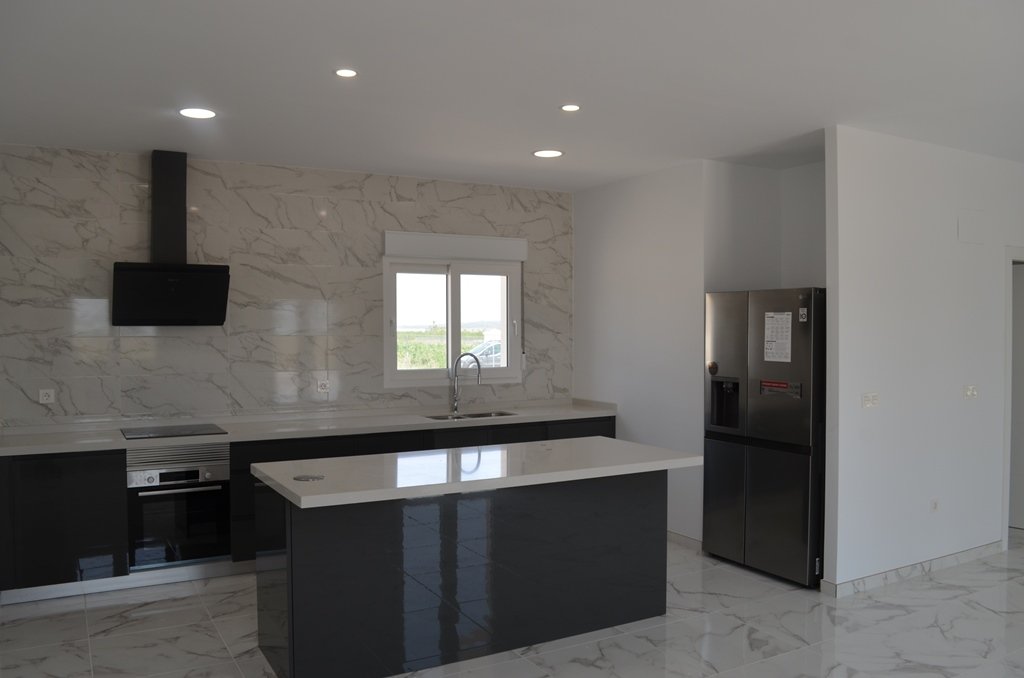 Huvila Pinoso, Alicante, Espanja 5 makuuhuonetta, 225 m2 No. 87408