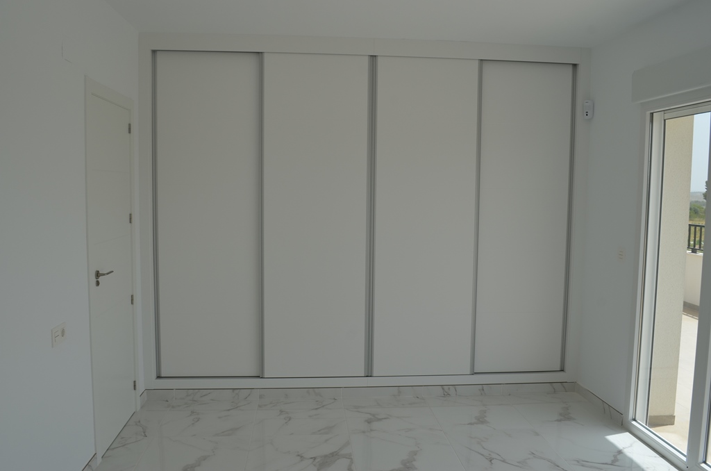 Huvila Pinoso, Alicante, Espanja 5 makuuhuonetta, 225 m2 No. 87408