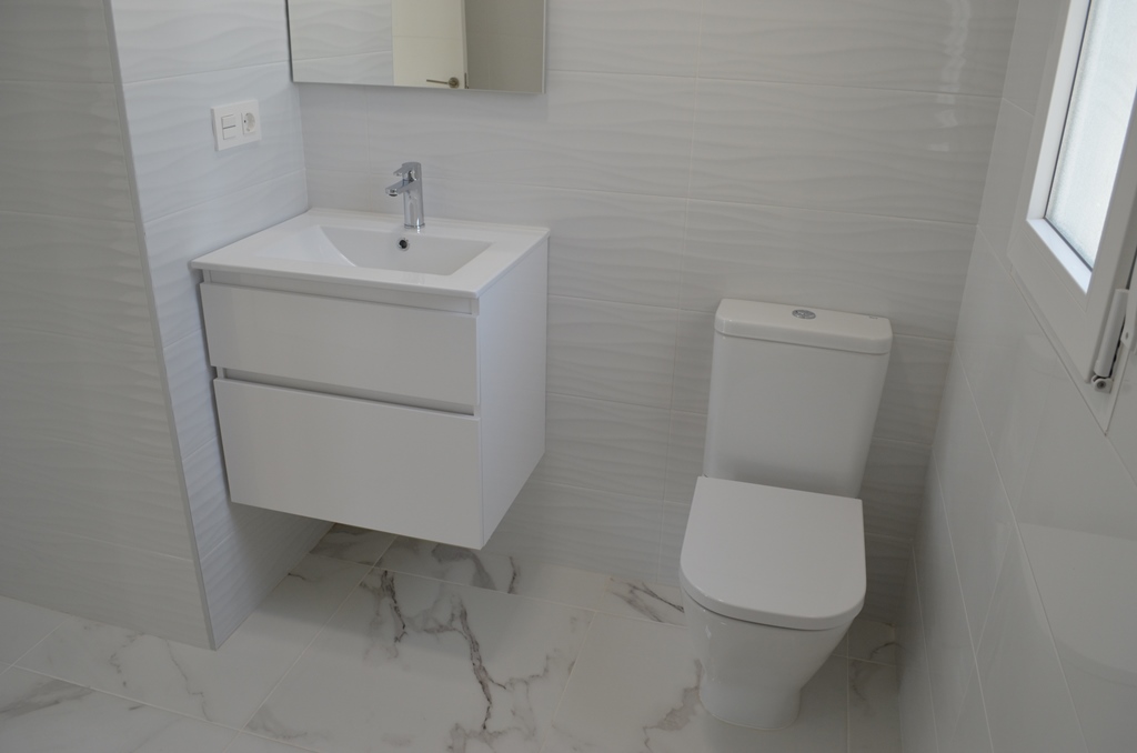 Huvila Pinoso, Alicante, Espanja 5 makuuhuonetta, 225 m2 No. 87408