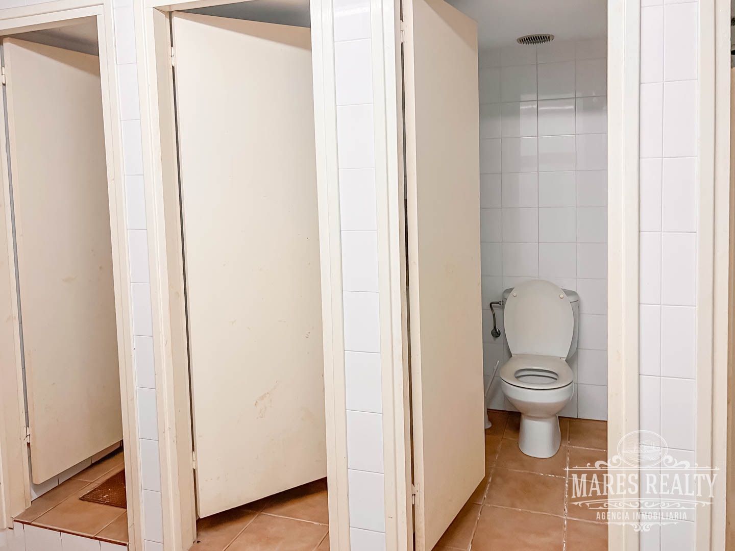 Gewerbeimmobilien in Lloret de Mar, Girona, Spanien 2225 m2 Nr. 91146