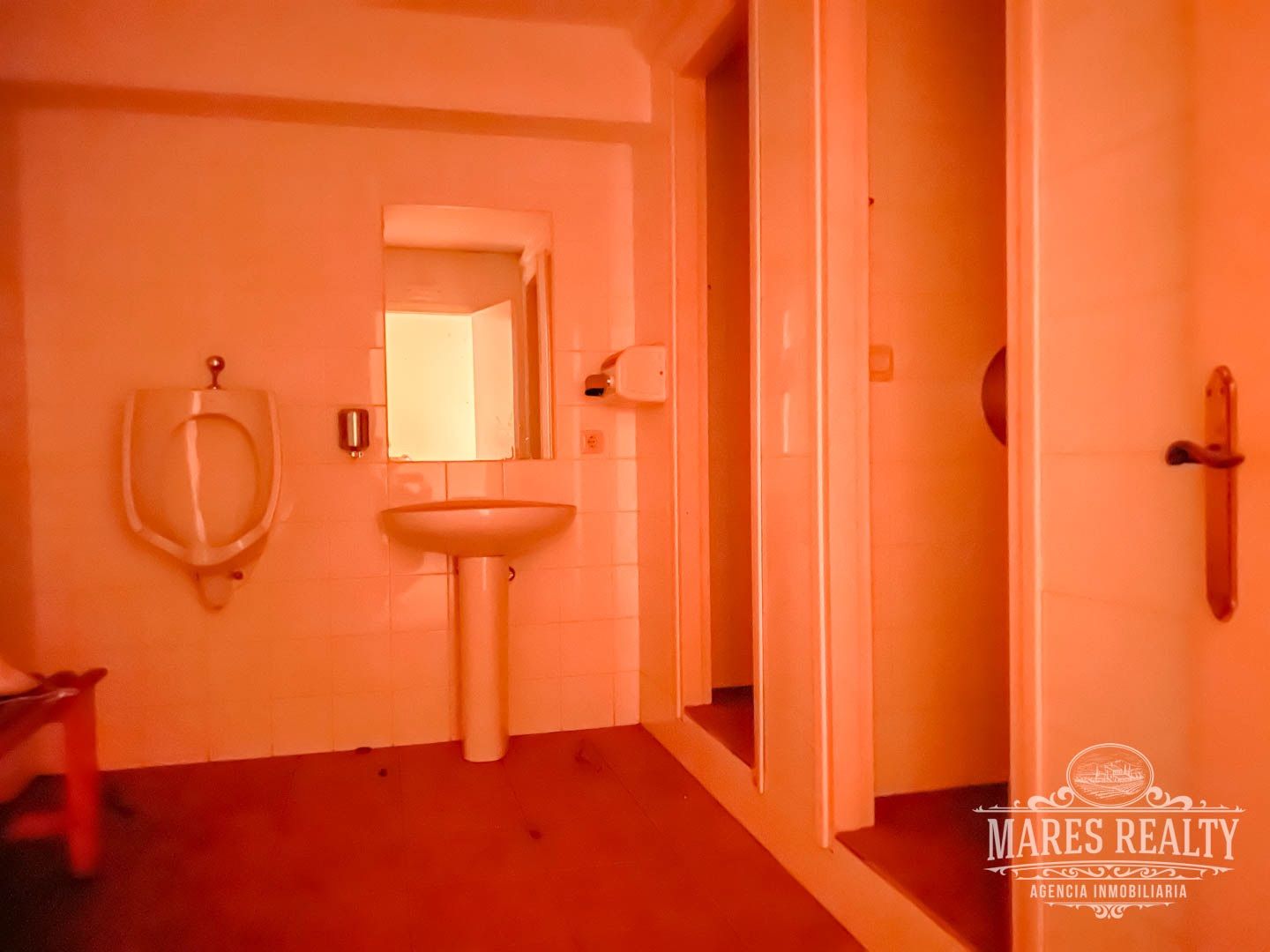 Gewerbeimmobilien in Lloret de Mar, Girona, Spanien 2225 m2 Nr. 91146