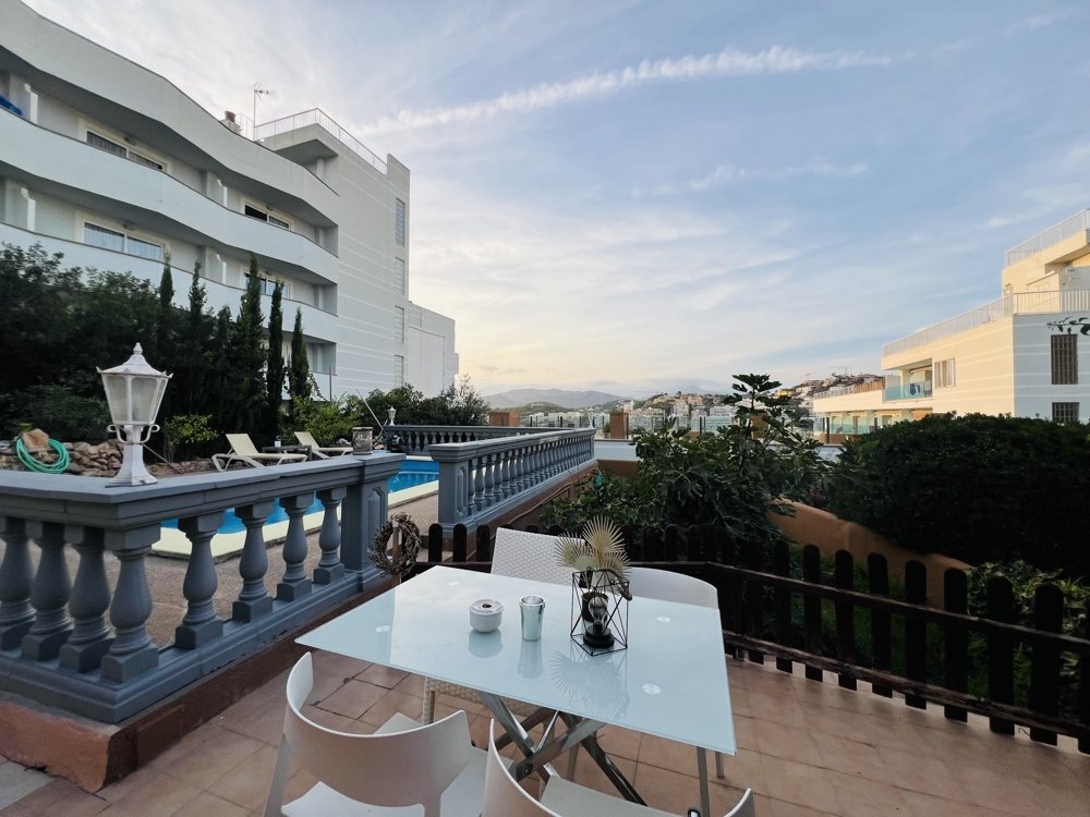 Casa a Santa Ponsa, Mallorca, Spagna 4 camere da letto, 280 mq. N° 109939