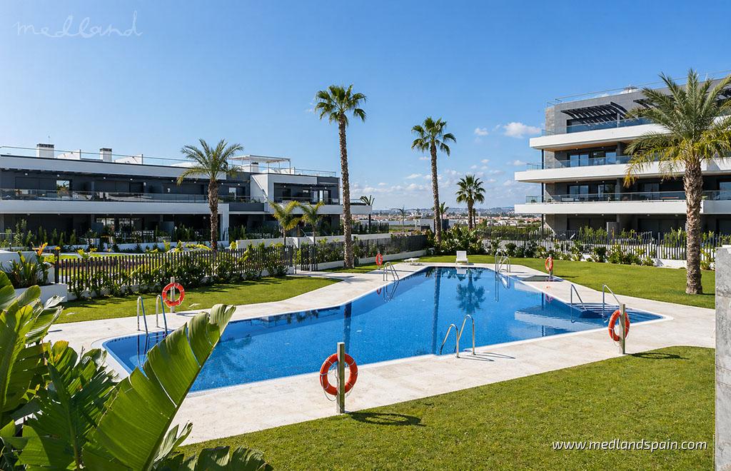 Villa à Torrevieja, Alicante, Espagne 3 chambres, 122 m2 No. 104989