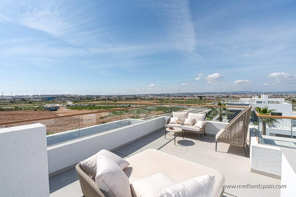 Villa à Torrevieja, Alicante, Espagne 3 chambres, 122 m2 No. 104989