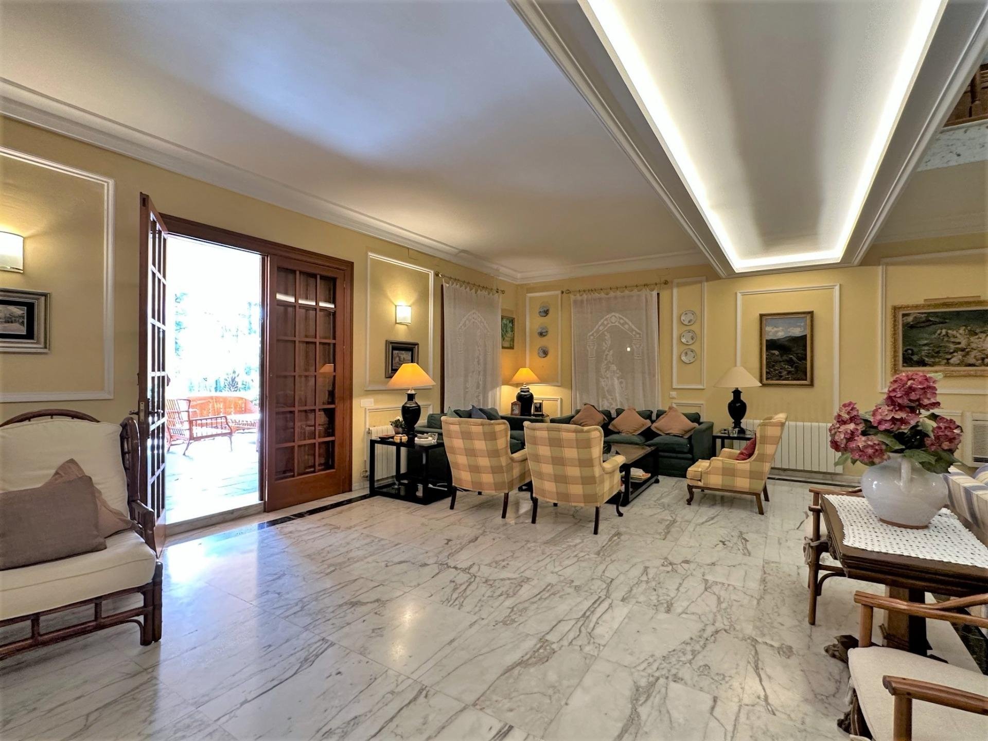 Huvila Naquera, Valencia, Espanja 5 makuuhuonetta, 739 m2 No. 84496