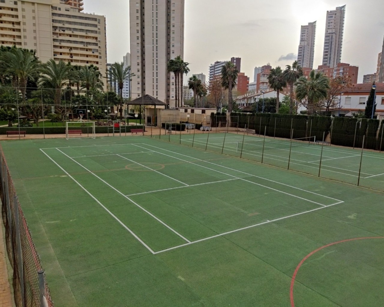 Apartamento en Benidorm, Alicante, España 3 dormitorios, 160 m2 No. 119385