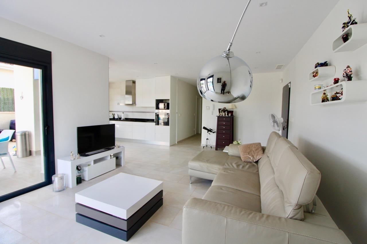 Villa en Pinoso, Alicante, España 3 dormitorios, 120 m2 No. 111217