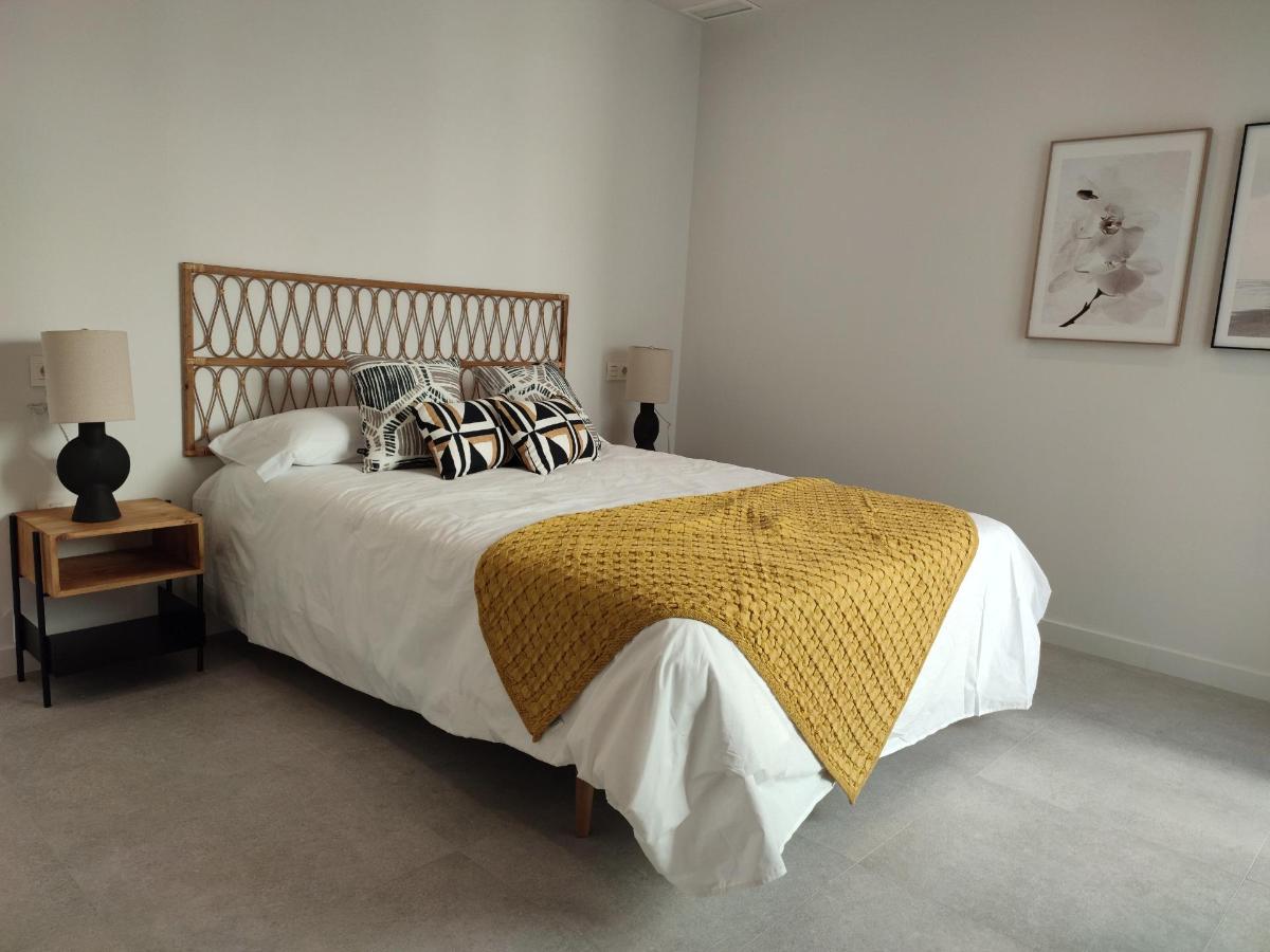 Bungalow in Pilar de la Horadada, Alicante, Spain 3 bedrooms, 93 sq.m. No. 112979