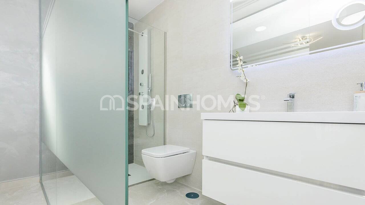 Huvila San Miguel de Salinas, Alicante, Espanja 3 makuuhuonetta, 144 m2 No. 48775
