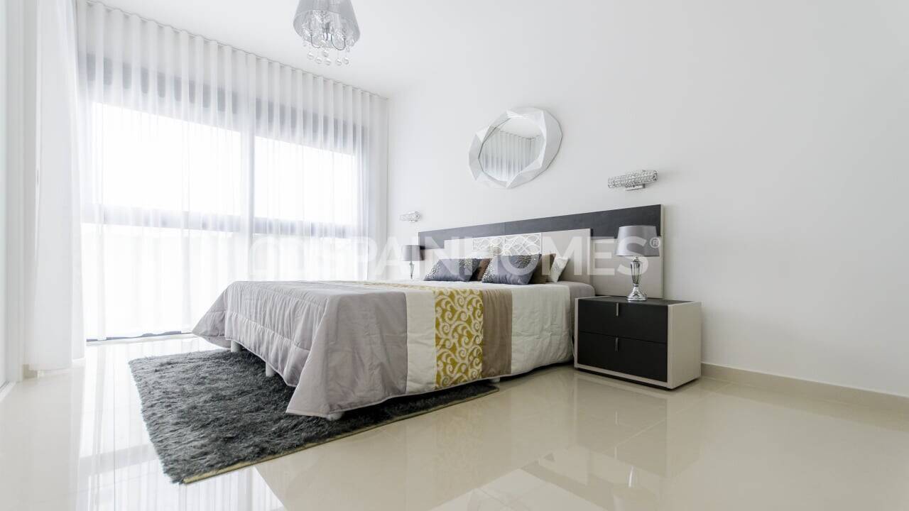 Huvila San Miguel de Salinas, Alicante, Espanja 3 makuuhuonetta, 144 m2 No. 48775