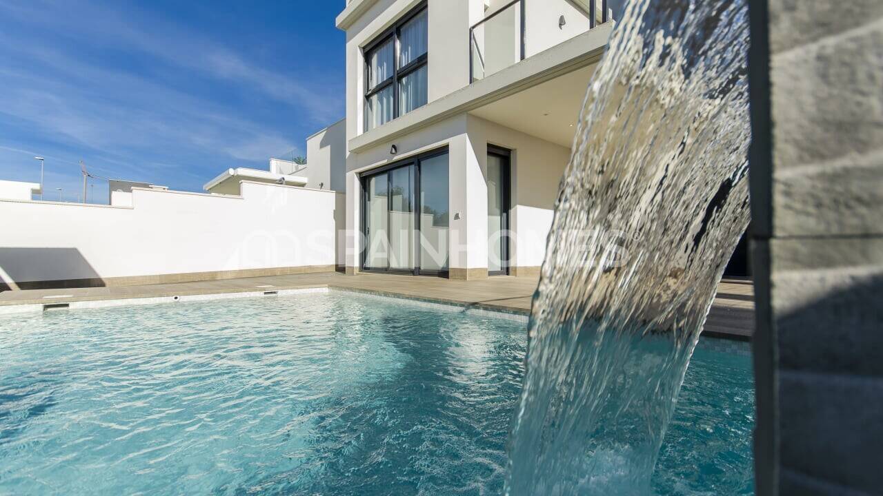 Huvila San Miguel de Salinas, Alicante, Espanja 3 makuuhuonetta, 144 m2 No. 48775