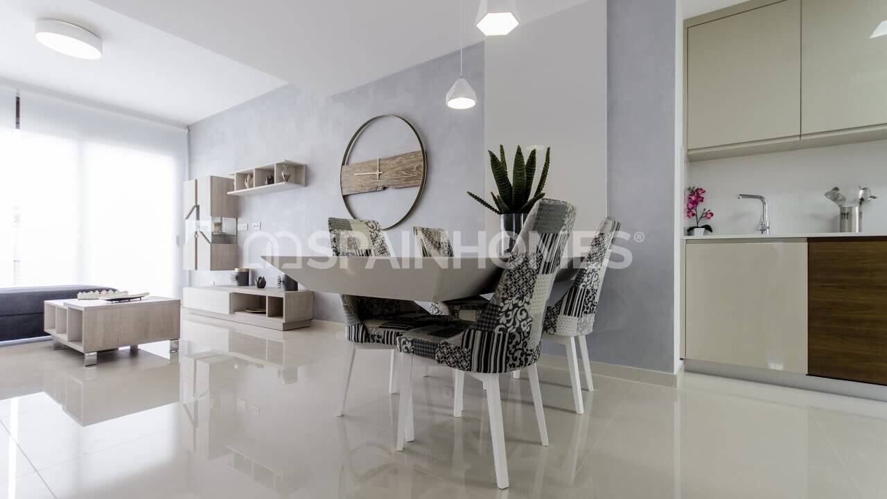 Huvila San Miguel de Salinas, Alicante, Espanja 3 makuuhuonetta, 144 m2 No. 48775