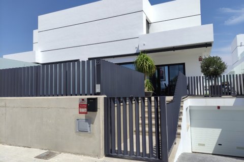 Villa in Dolores, Alicante, Spain 3 bedrooms,  No. 114365