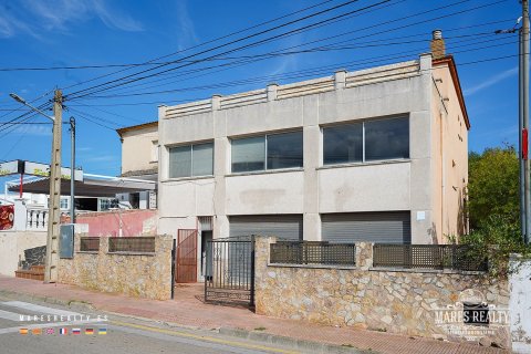 Liikekiinteistö Macanet De La Selva, Girona, Espanja 400 m2 No. 91149