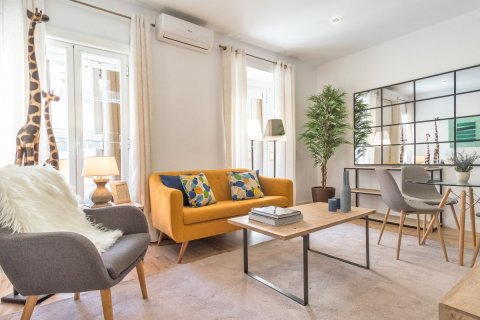 Wohnung in Madrid, Spanien 2 Schlafzimmer, 90 m2 Nr. 91603