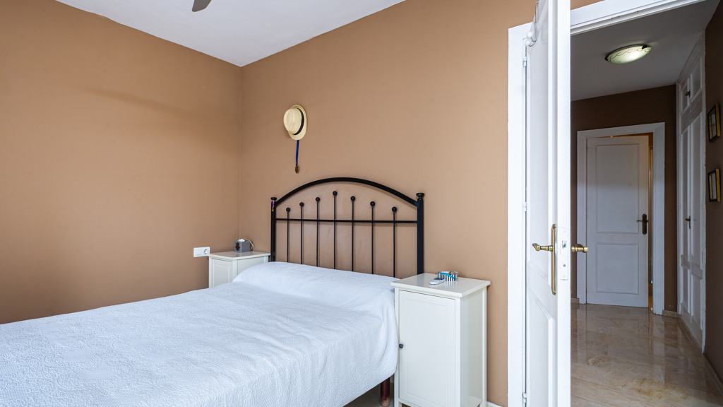 Apartamento en Marbella, Málaga, España 3 dormitorios, 83 m2 No. 106731