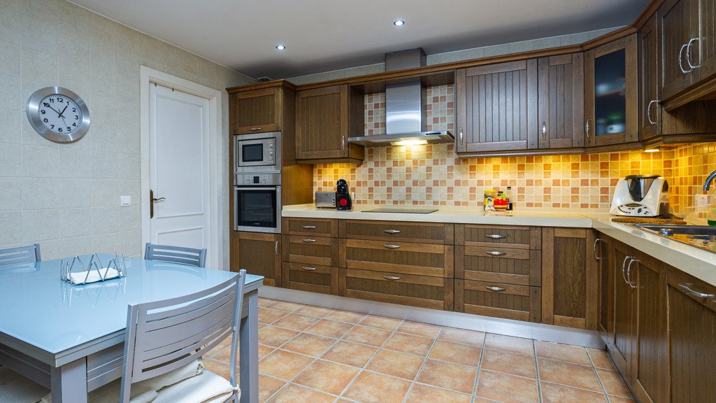 Apartamento en Marbella, Málaga, España 3 dormitorios, 83 m2 No. 106731