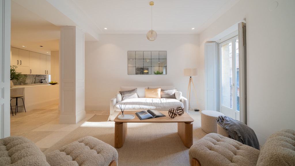 Huoneisto Madrid, Espanja 3 makuuhuonetta, 164 m2 No. 100064
