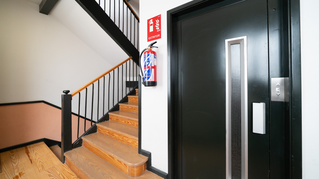 Huoneisto Madrid, Espanja 3 makuuhuonetta, 164 m2 No. 100064