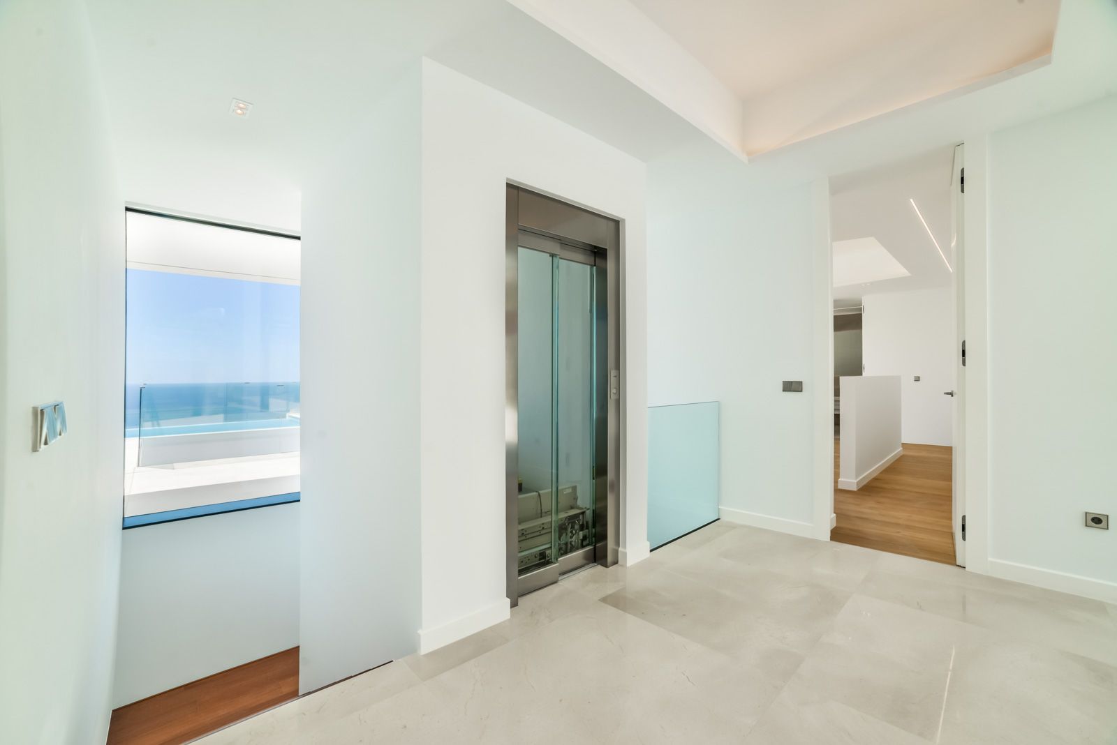 Villa à Altea, Alicante, Espagne 5 chambres, 750 m2 No. 95450