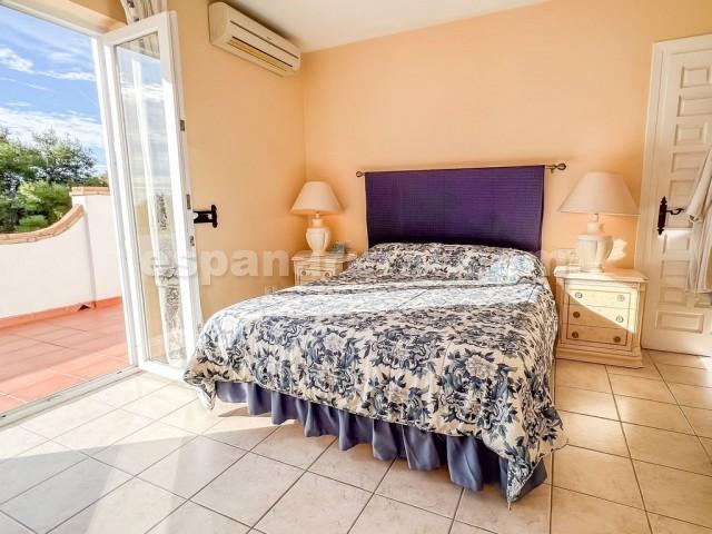 Villa in Mijas Costa, Malaga, Spanien 3 Schlafzimmer, 195 m2 Nr. 97406