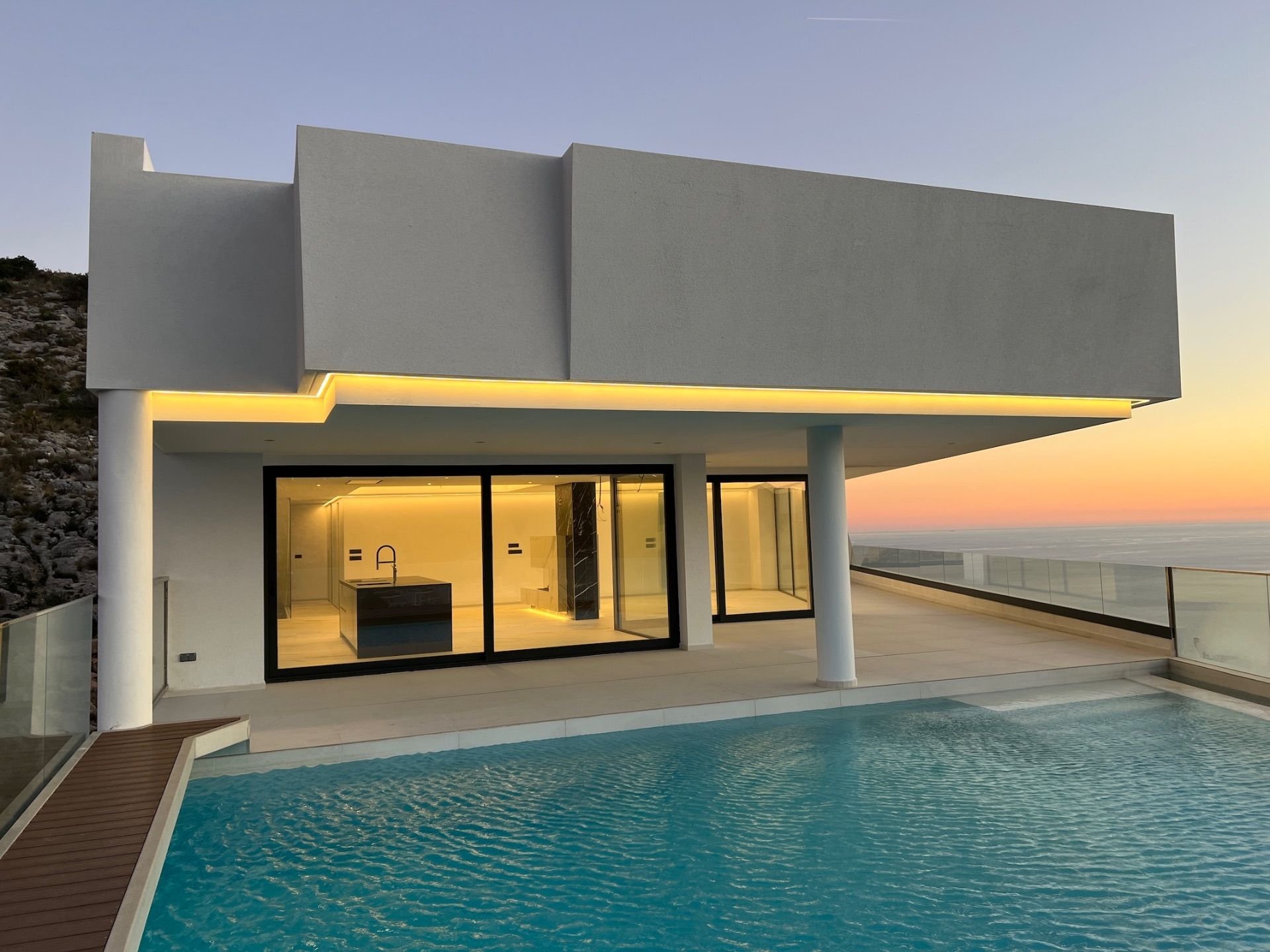 Villa i Altea, Alicante, Spanien 4 sovrum, 500 kvm. Nr. 97426