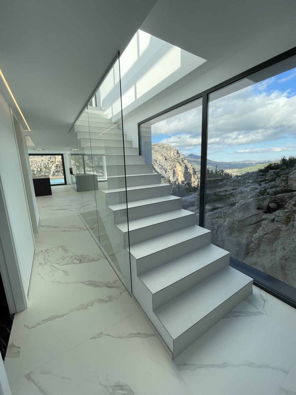 Villa i Altea, Alicante, Spanien 4 sovrum, 500 kvm. Nr. 97426