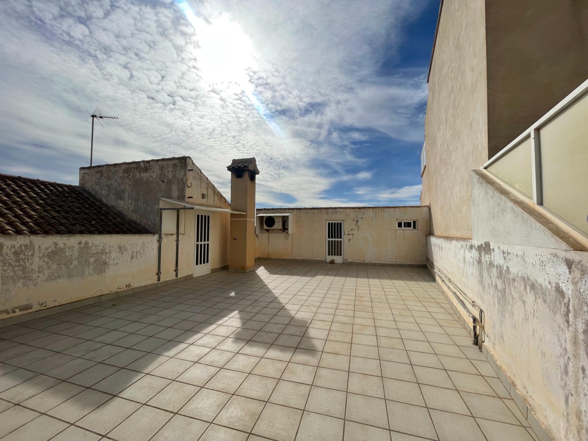 Villa a Pilar de la Horadada, Alicante, Spagna 5 camere da letto, 223 mq. N° 92115