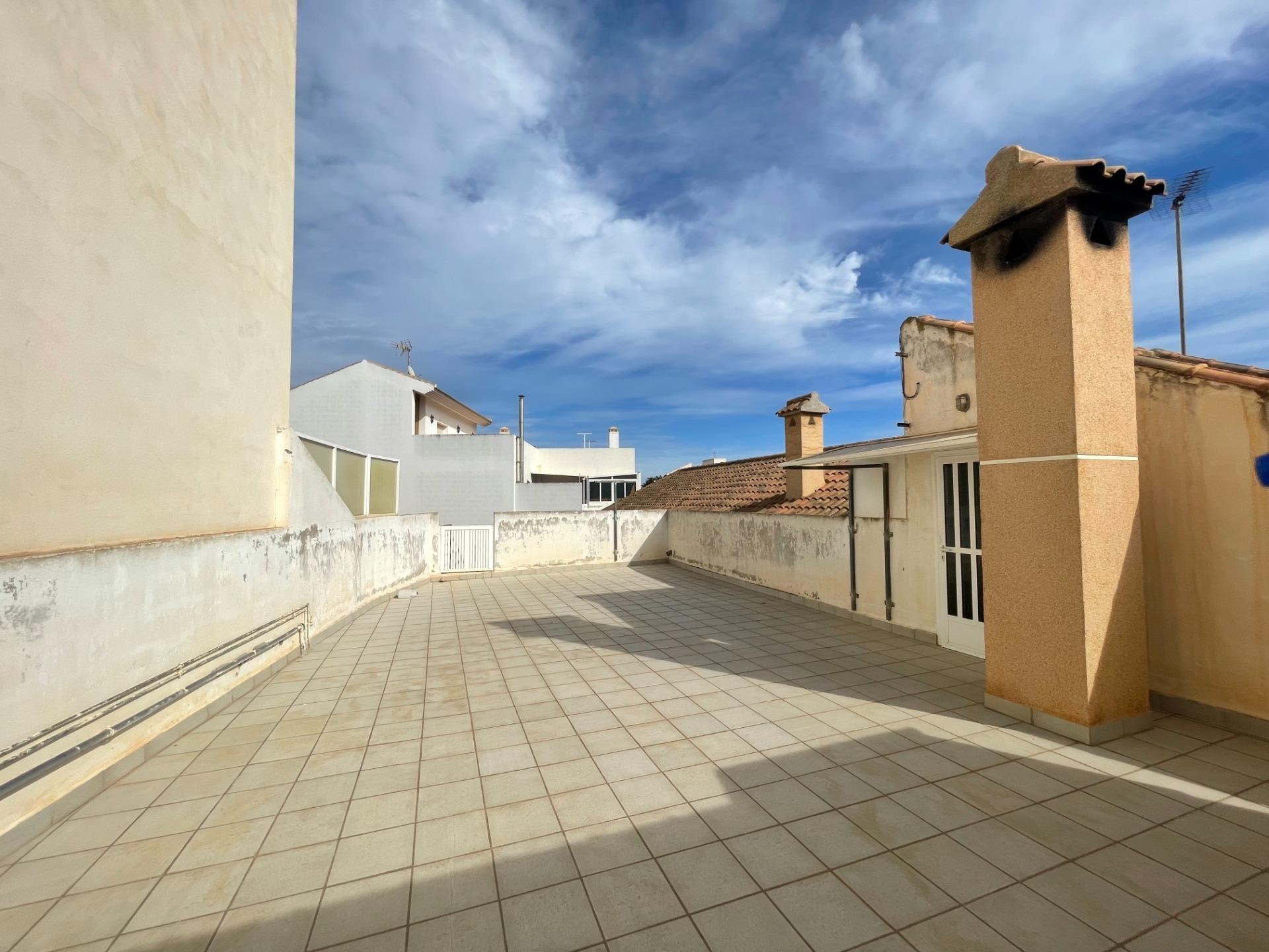 Villa a Pilar de la Horadada, Alicante, Spagna 5 camere da letto, 223 mq. N° 92115