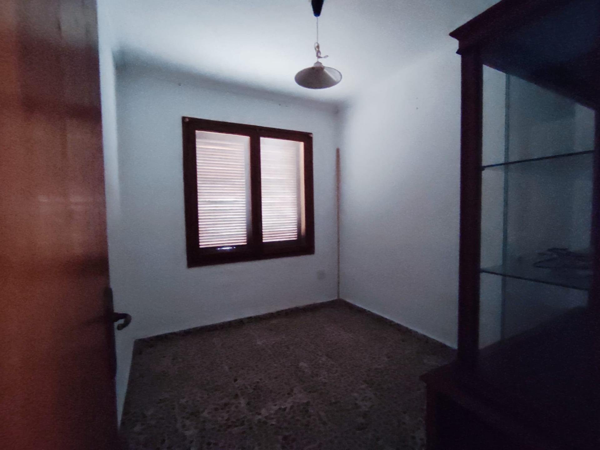 Bungalow in Guardamar del Segura, Alicante, Spain 4 bedrooms, 101 sq.m. No. 92113