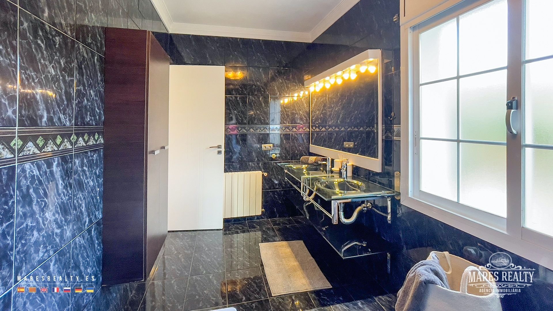 Villa à Lloret de Mar, Girona, Espagne 5 chambres, 466 m2 No. 97899