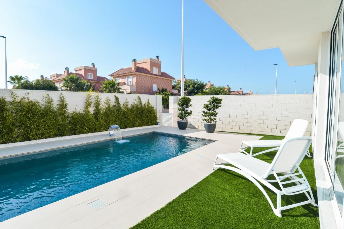 Villa à Gran Alacant, Alicante, Espagne 4 chambres, 169 m2 No. 98209
