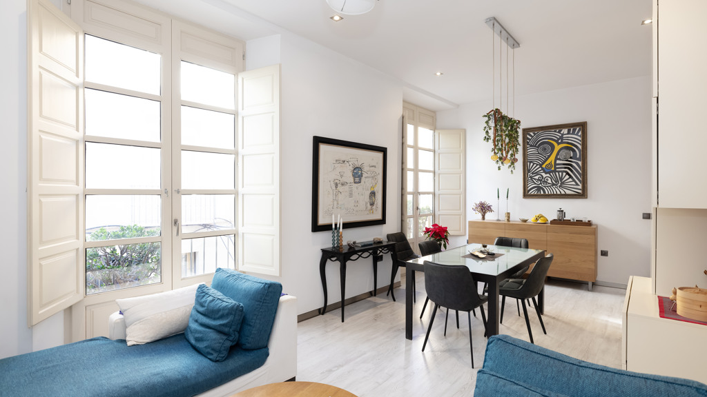 Villa a Malaga, Spagna 3 camere da letto, 254 mq. N° 107736