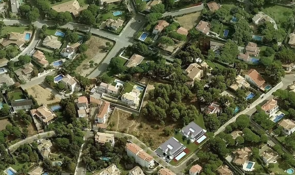 Земельный участок в С'Агаро, Герона, Испания №22349