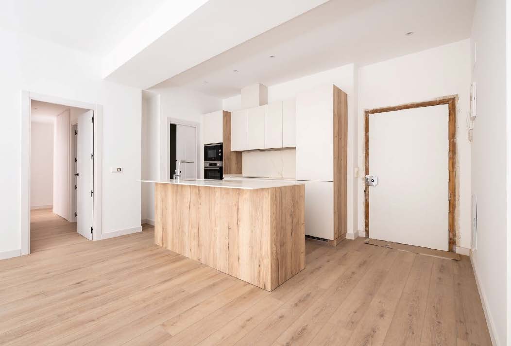 Apartamento en Madrid, España 3 dormitorios, 123 m2 No. 89292