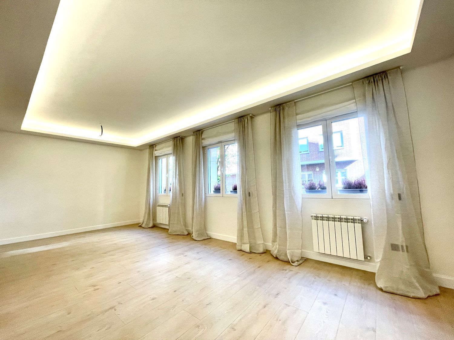 Huoneisto Madrid, Espanja 3 makuuhuonetta, 146 m2 No. 89291