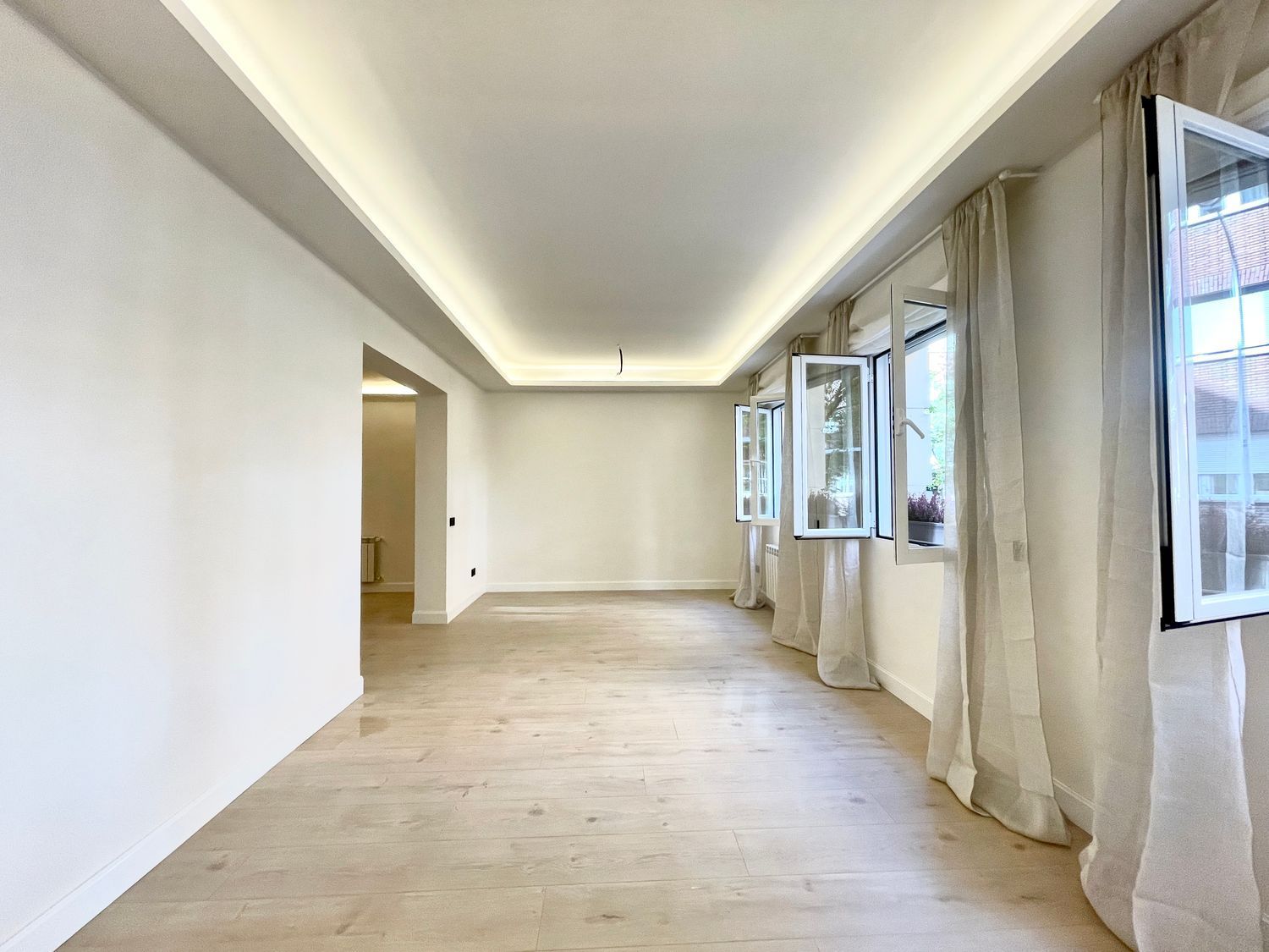 Huoneisto Madrid, Espanja 3 makuuhuonetta, 146 m2 No. 89291