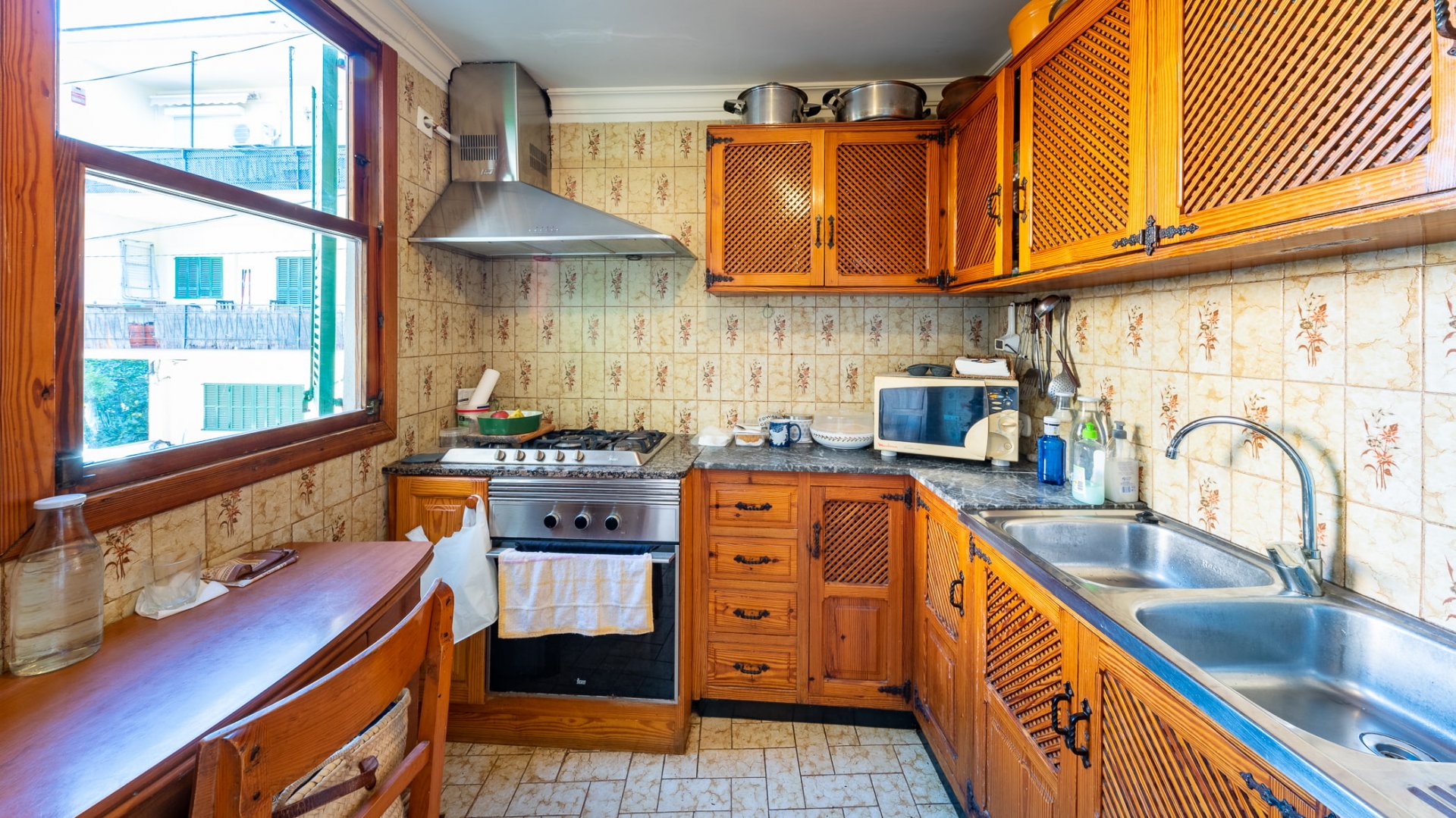 Kaupunkipientalo Soller, Mallorca, Espanja 6 makuuhuonetta, 331 m2 No. 92990