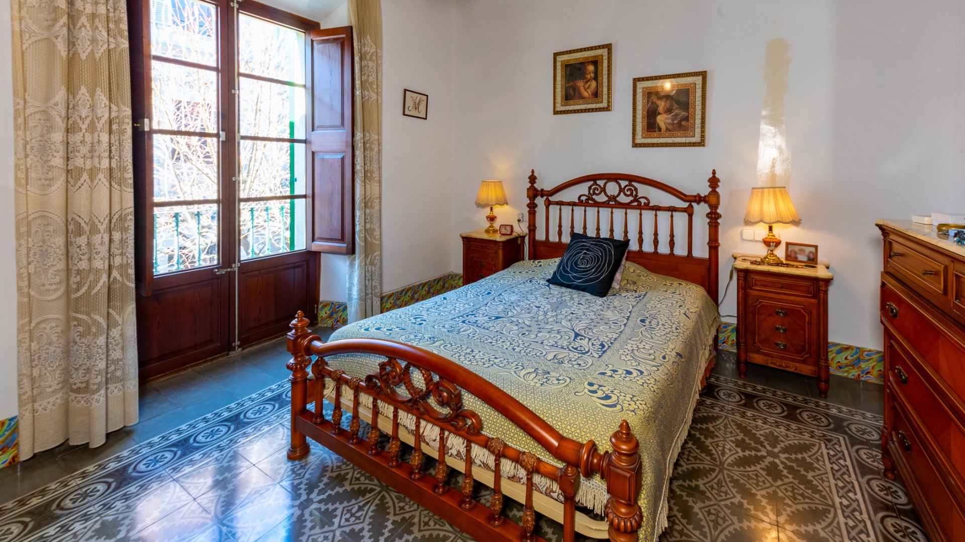 Kaupunkipientalo Soller, Mallorca, Espanja 6 makuuhuonetta, 331 m2 No. 92990