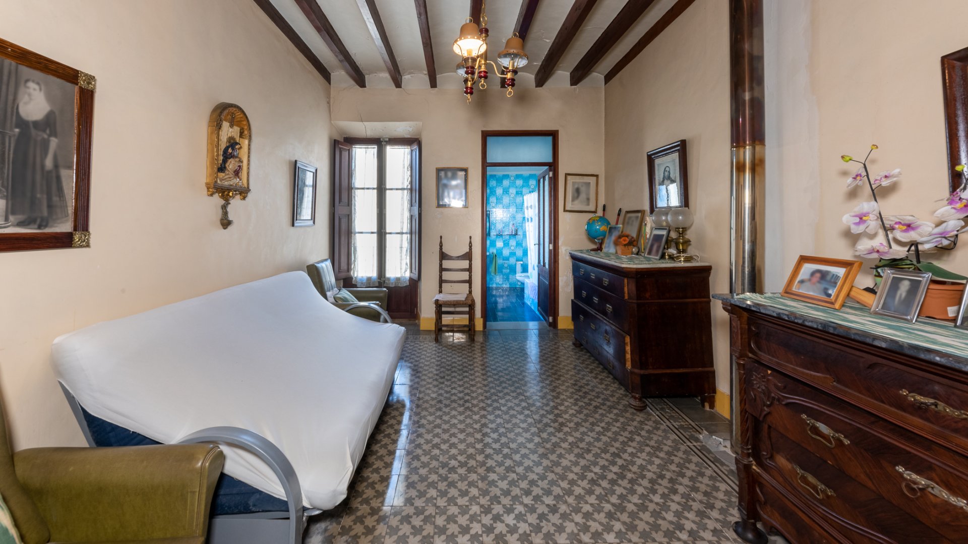 Kaupunkipientalo Soller, Mallorca, Espanja 6 makuuhuonetta, 331 m2 No. 92990
