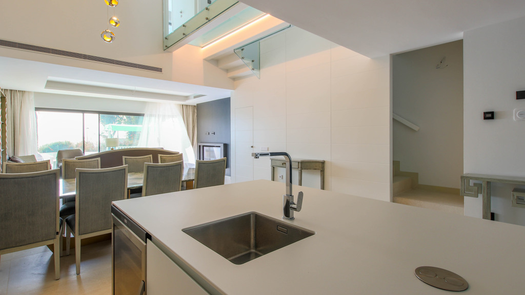 Radhus i Malaga, Spanien 3 sovrum, 236 kvm. Nr. 102734